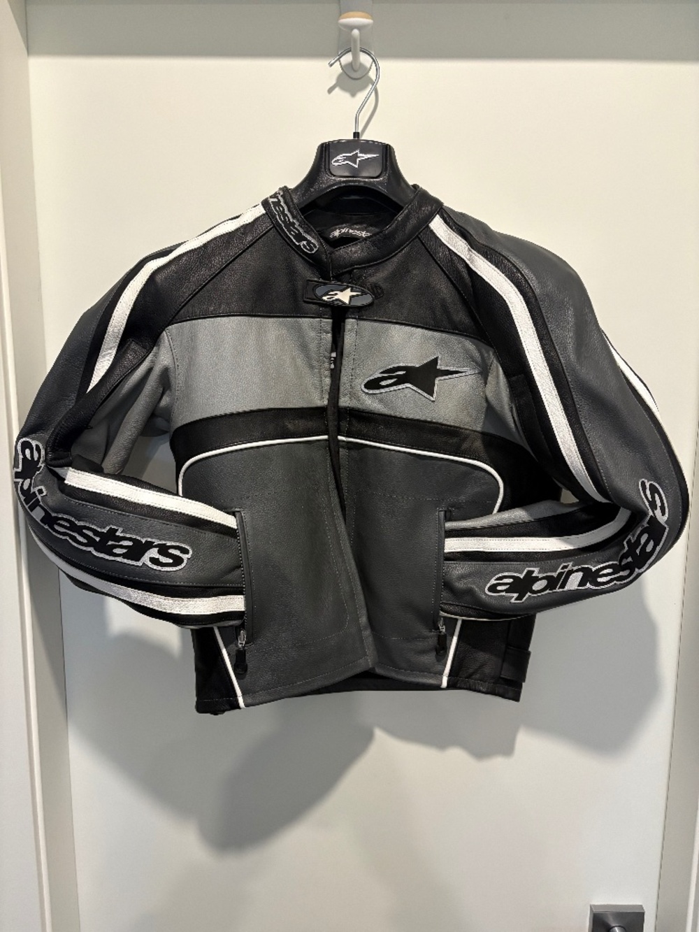 Alpinestars  Stella ladies leather motorcycle jacket NWOT!
